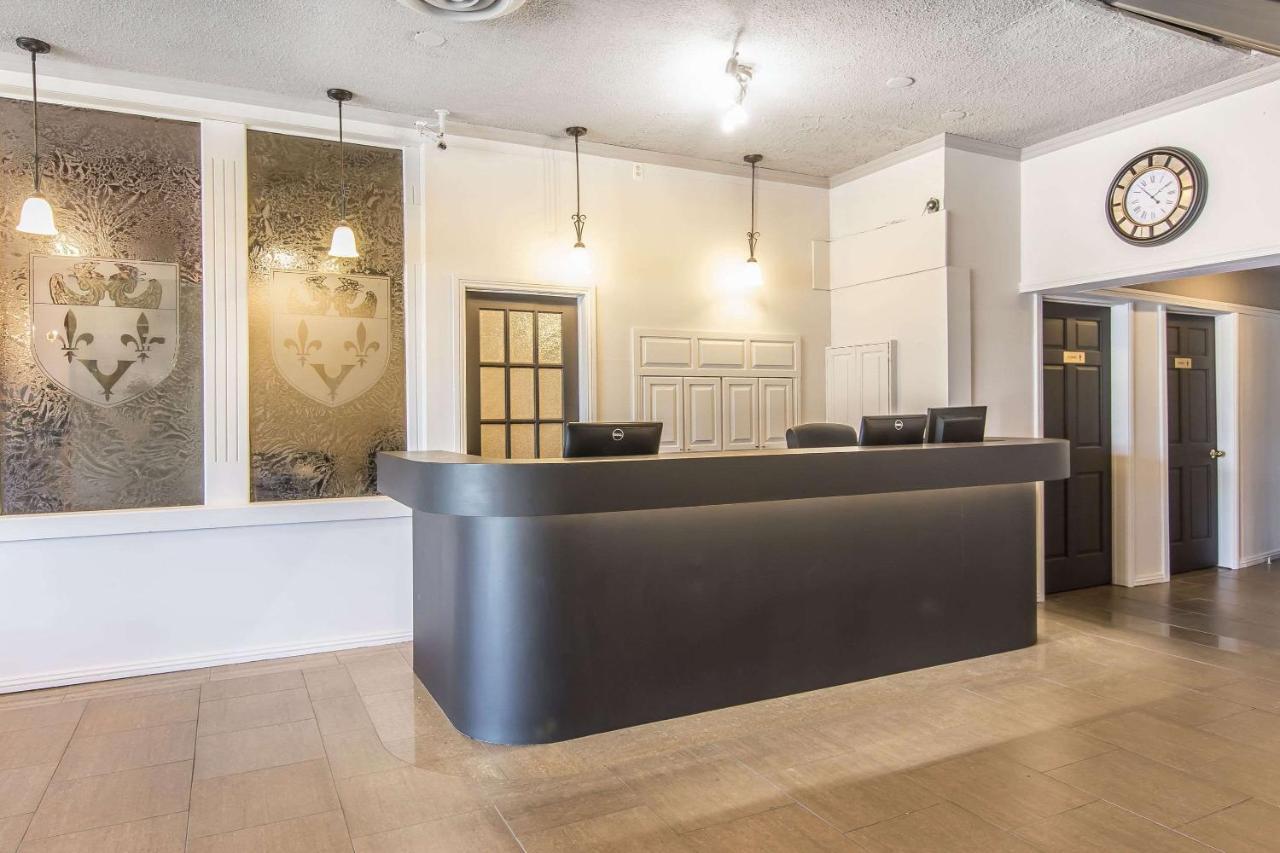 Hotel Le Principal Гранби Экстерьер фото