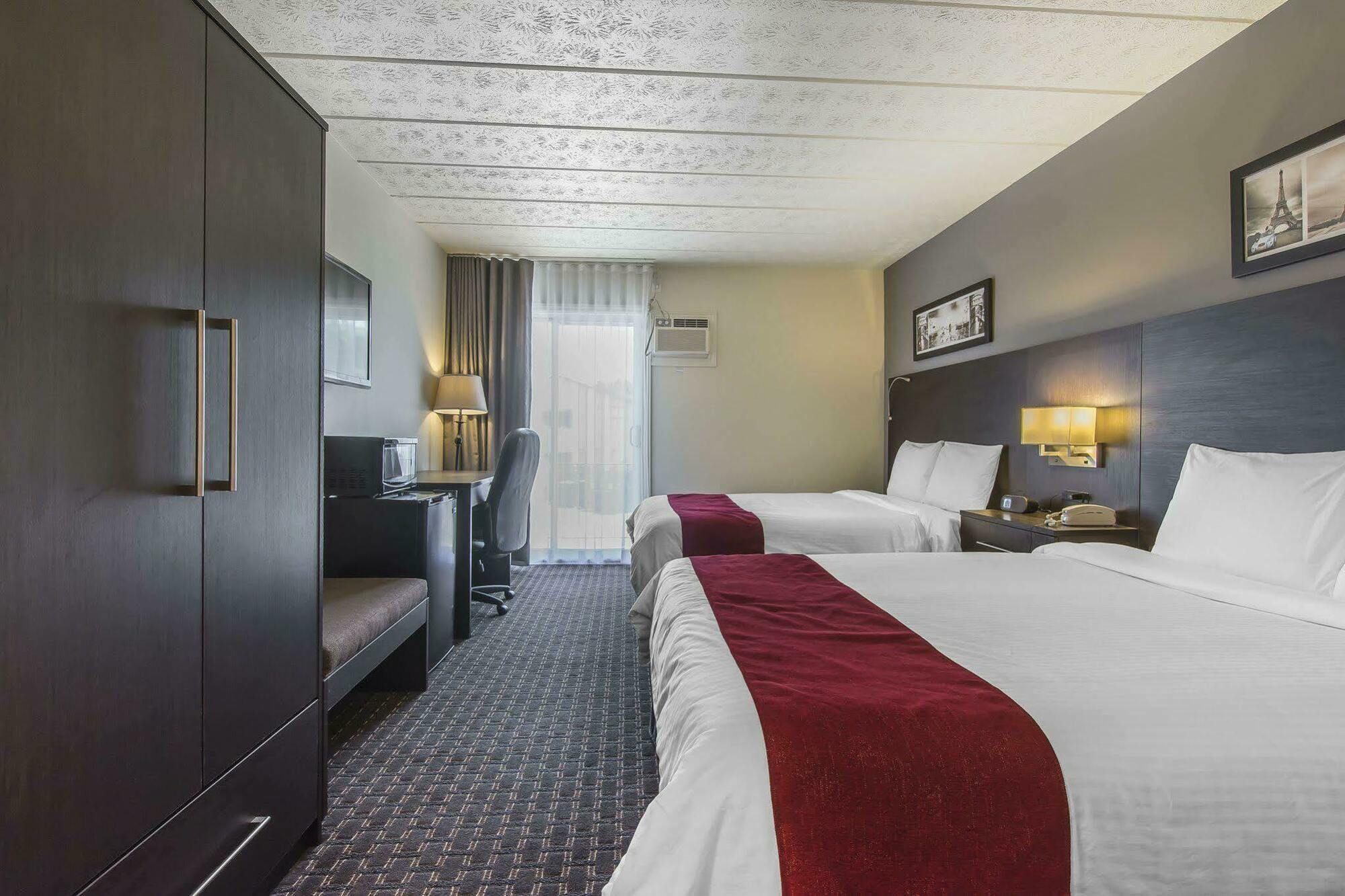 Hotel Le Principal Гранби Экстерьер фото