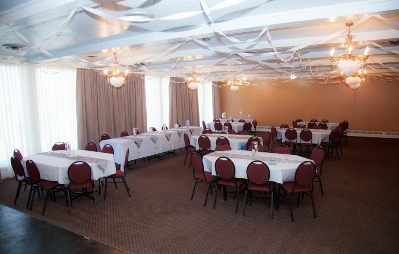 Hotel Le Principal Гранби Экстерьер фото